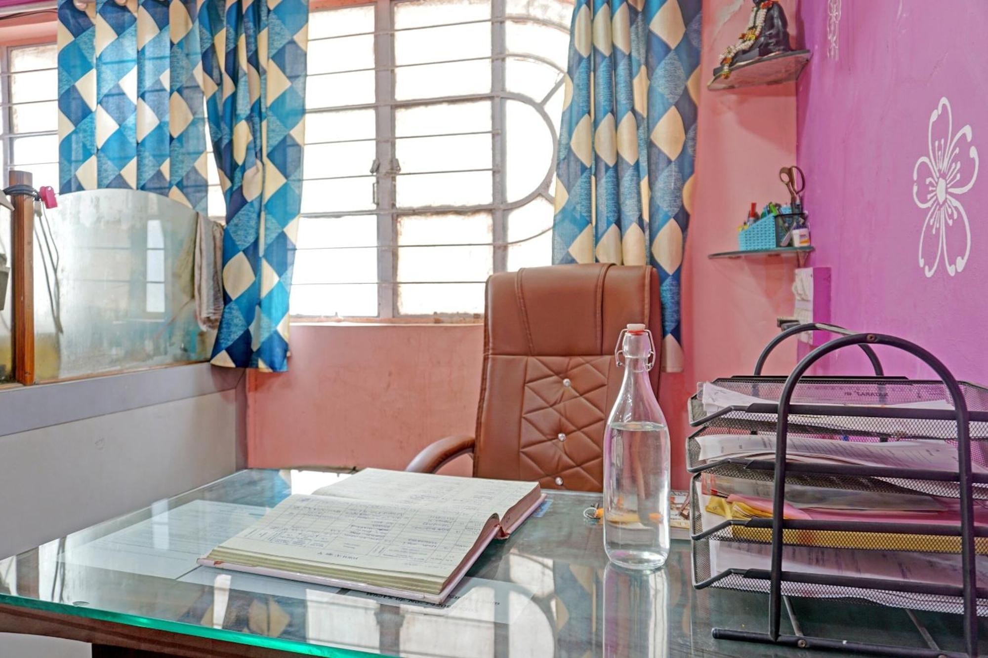 Spot On Hotel Prakash Residency, Near Hanuman Gym Ajmera Colony, Pimpri Exterior photo